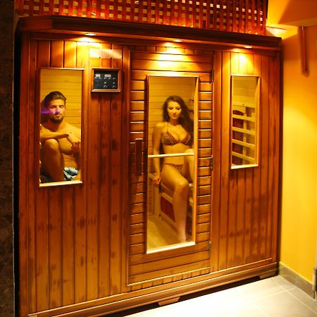 Six Inn Hotel Budapest Extérieur photo