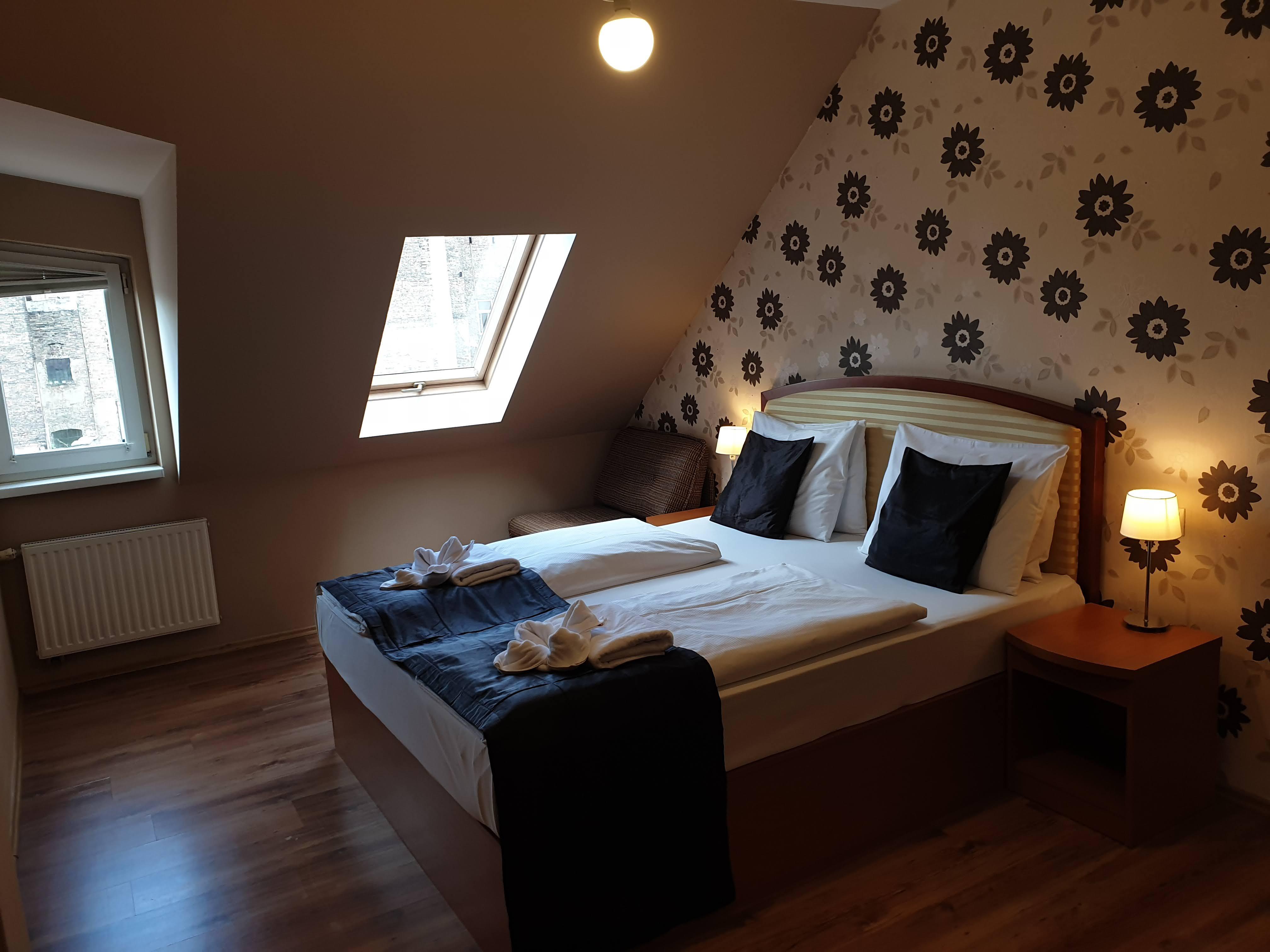 Six Inn Hotel Budapest Extérieur photo