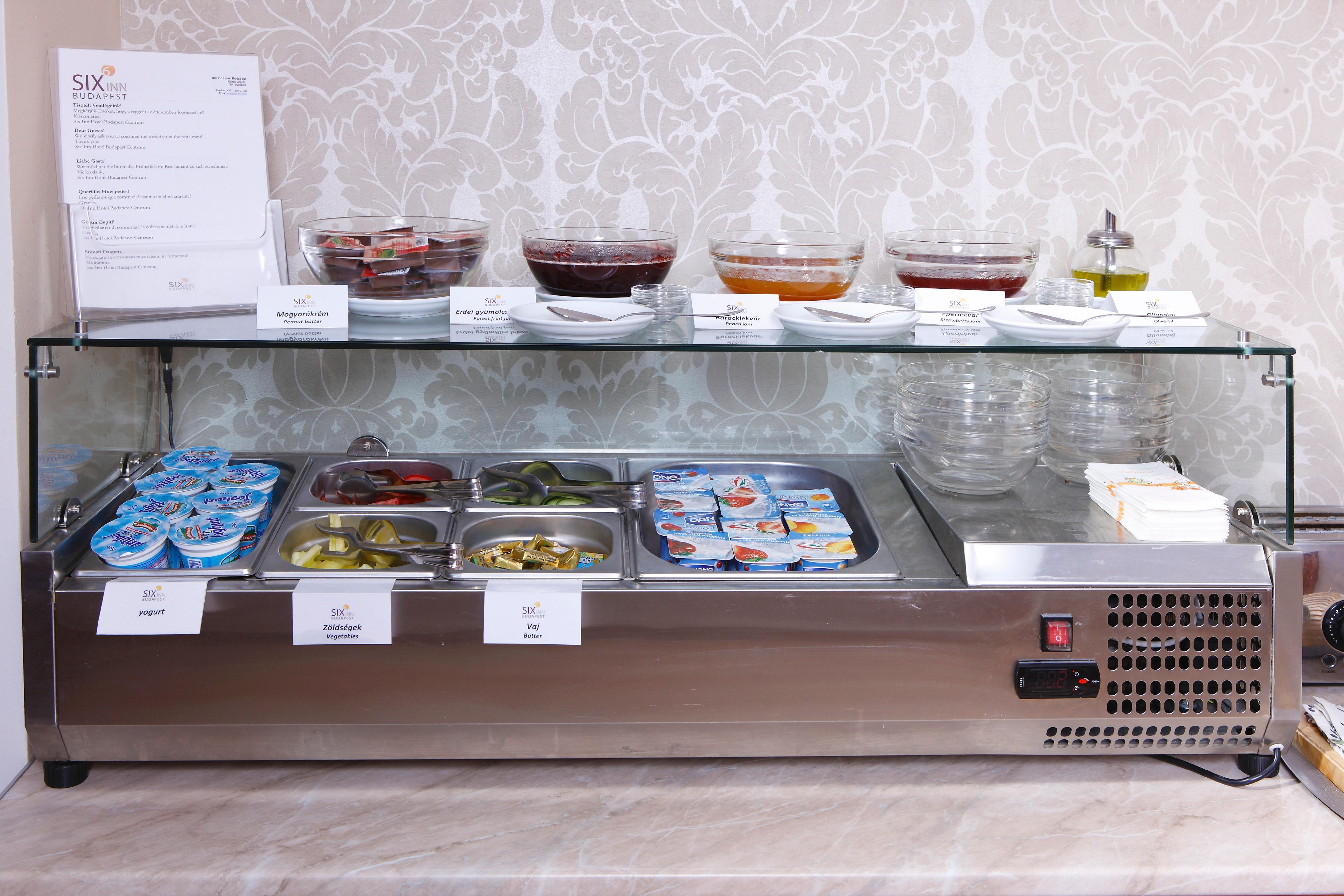 Six Inn Hotel Budapest Extérieur photo