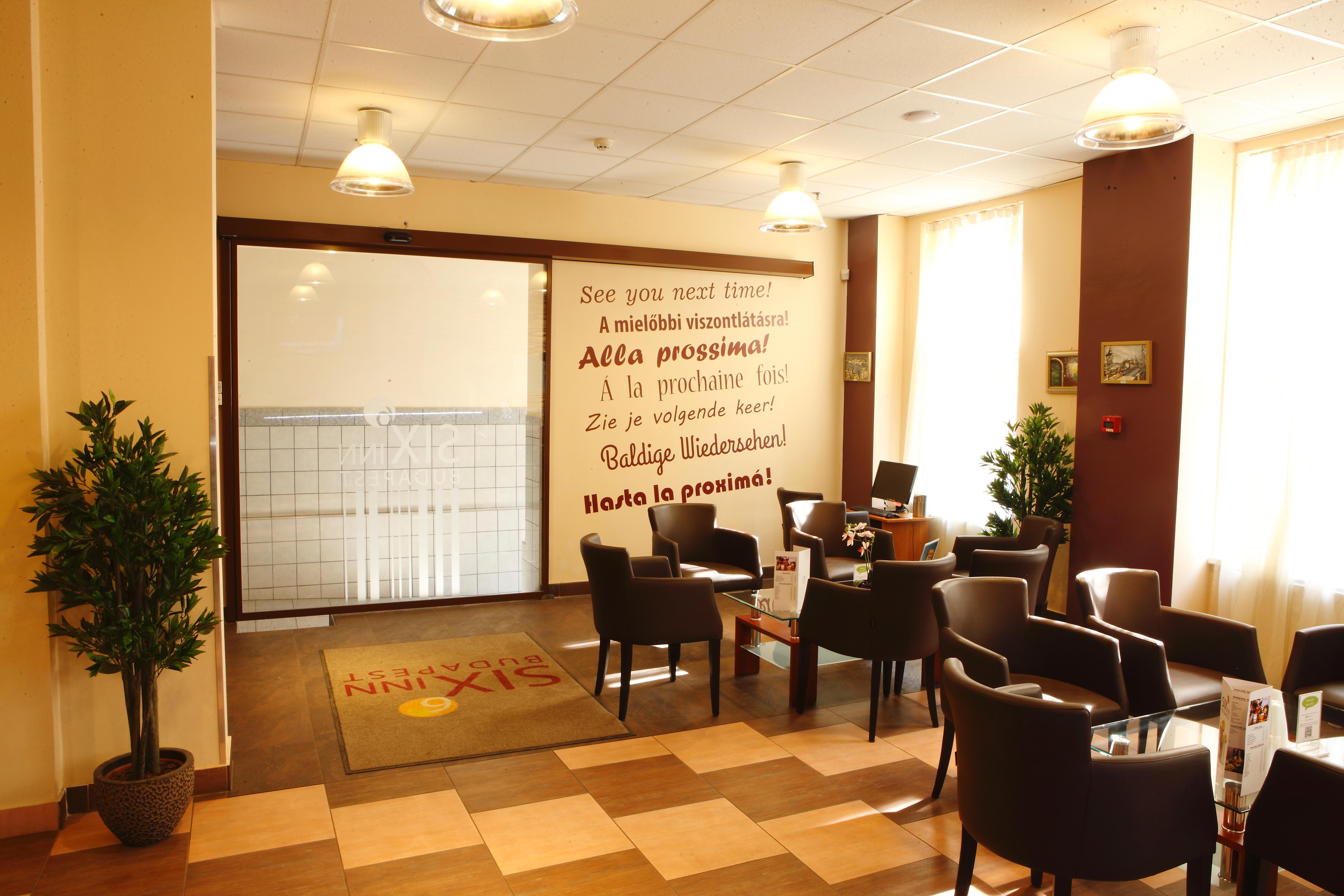 Six Inn Hotel Budapest Extérieur photo