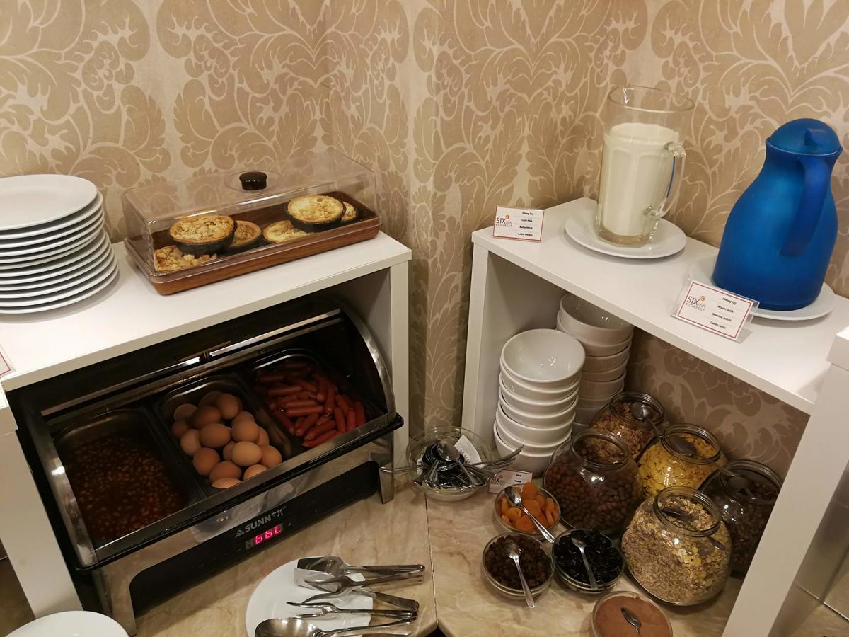 Six Inn Hotel Budapest Extérieur photo